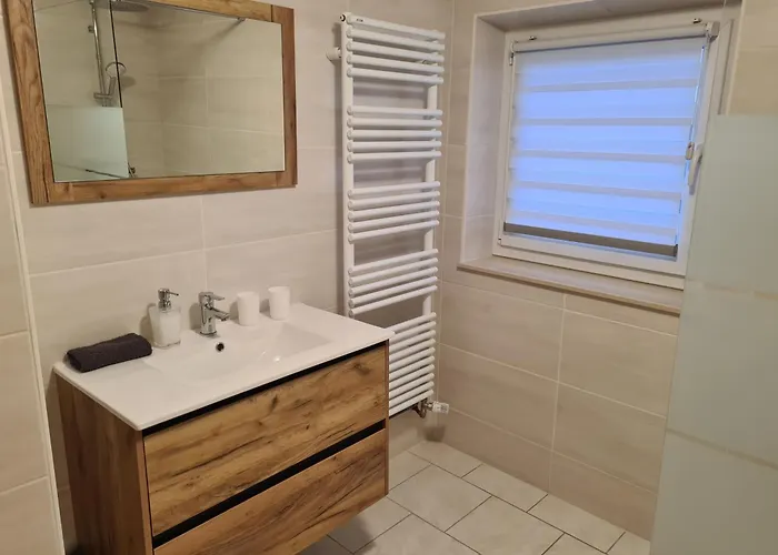 Apartamento Meublé Des Pierres Blanches N3